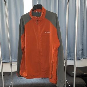 Columbia Men's Performance Jacket in Orange and Gray